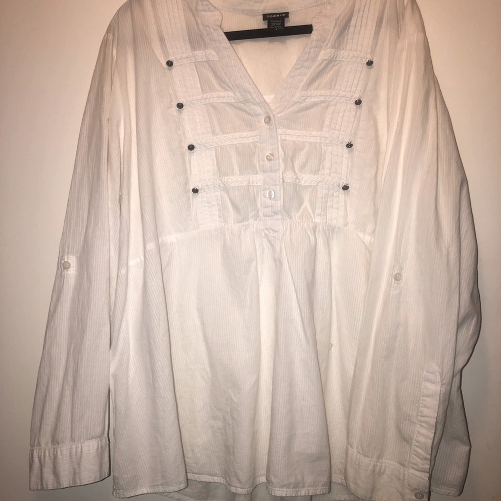 Women’s shirt